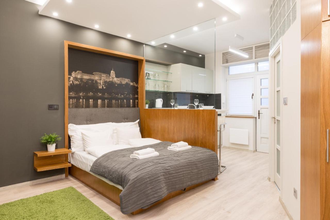 Retro Budapest Dream Suite Near The Danube Екстер'єр фото